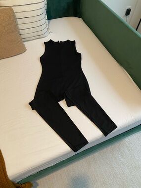 Black Sleeveless Jumpsuit